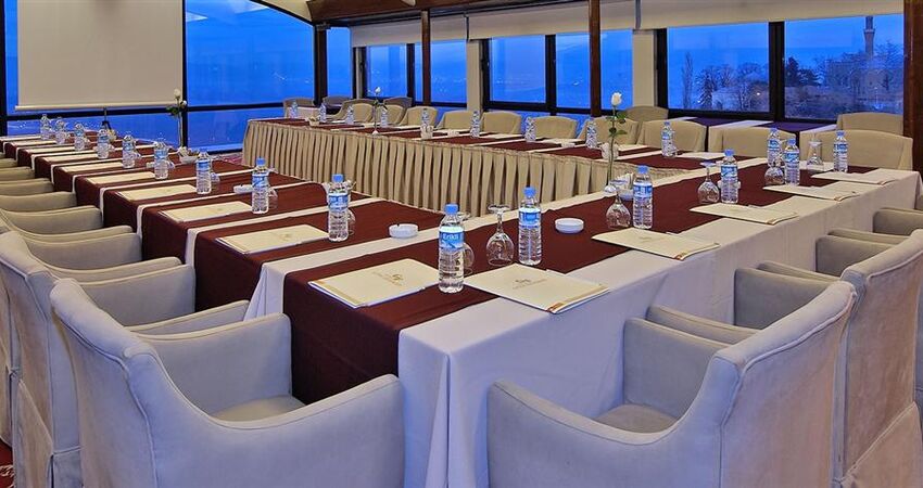 Gönlü Ferah Thermal Otel