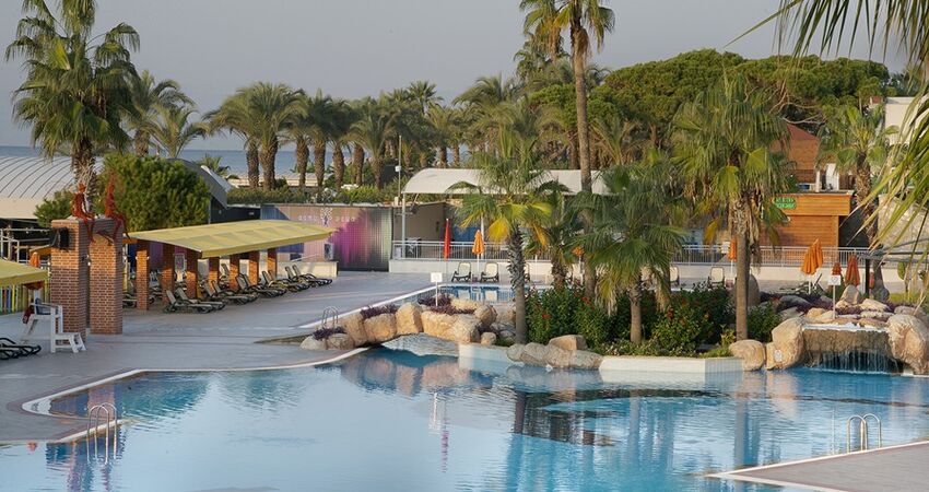 Pine Beach Belek