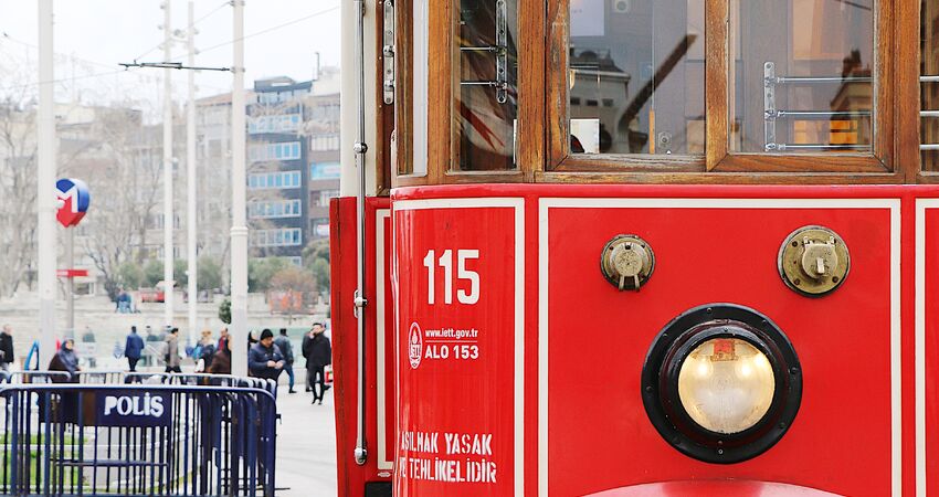 Eskişehir Çıkışlı Günübirlik İstanbul Tarihi Yarımada Turu