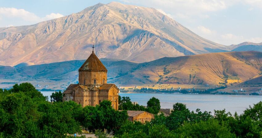 Doğu Anadolu Turu (Tren Gidiş Uçak Dönüş) 5 Gece 6 Gün